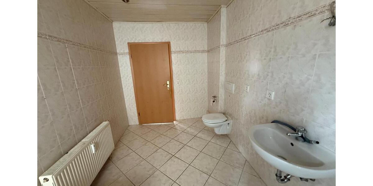 Etagenwohnung Torgau - 3 Zimmer, 82 m&sup2;, 480&euro; | Angebot:25964138