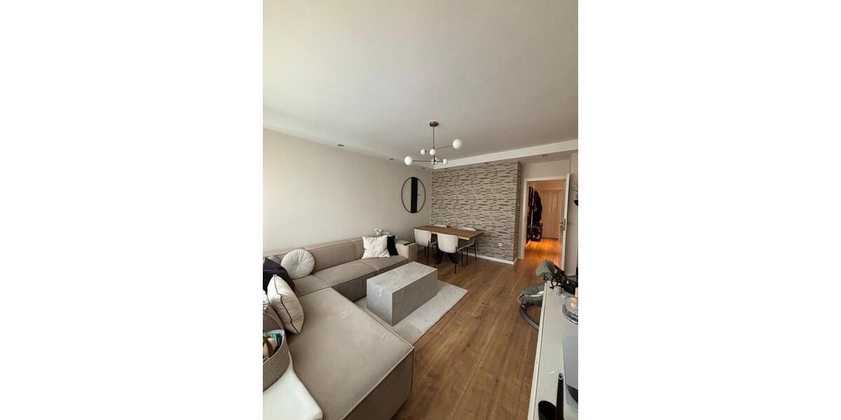 Etagenwohnung Duisburg Hochheide - 3.5 Zimmer, 64 m&sup2;, 900&euro; | Angebot:26683003