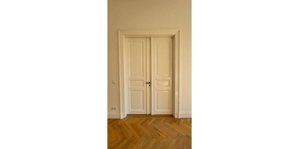 Gewerbeobjekt Baden-Baden Innenstadt - 3 Zimmer, 82 m&sup2;, 900&euro; | Angebot:26080119