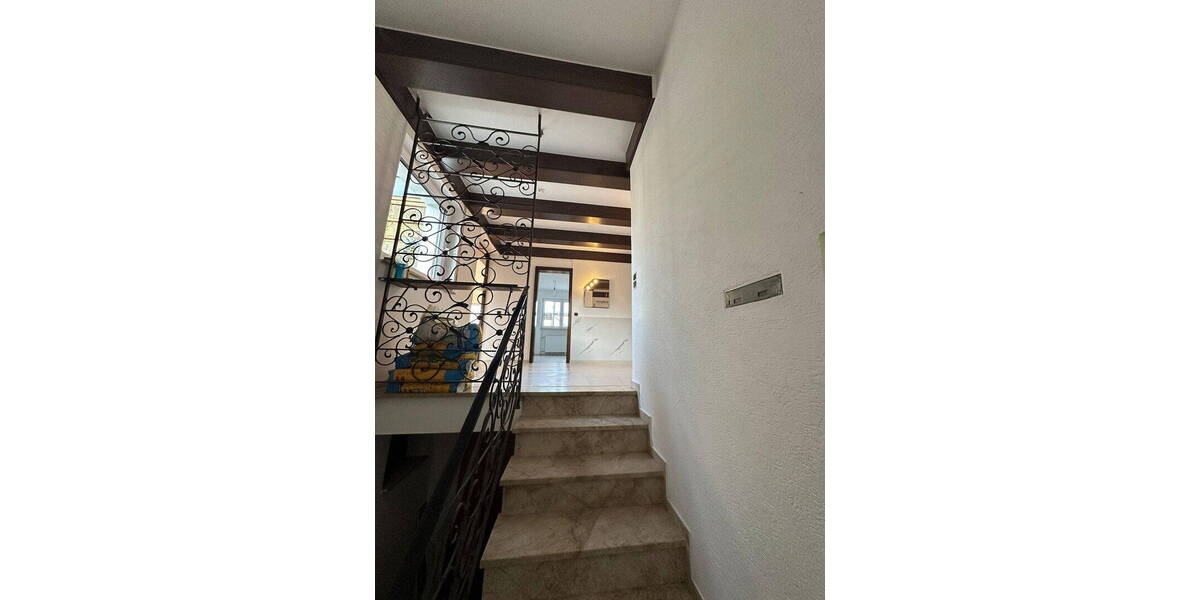 Etagenwohnung Uhingen - 4 Zimmer, 130 m&sup2;, 1.400&euro; | Angebot:26237436