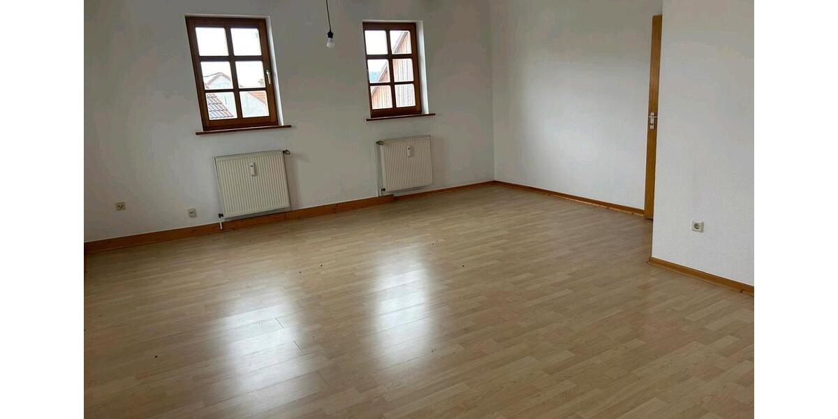 Etagenwohnung Gudensberg - 5 Zimmer, 120 m&sup2;, 800&euro; | Angebot:25844425