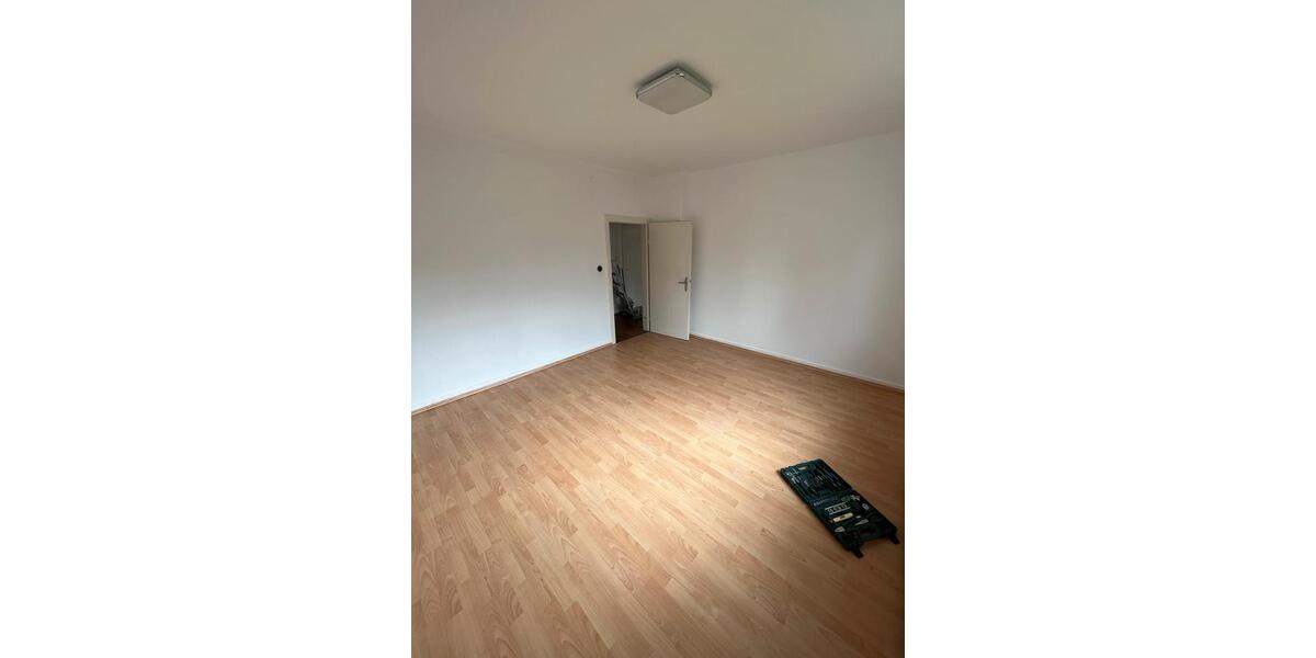 Erdgeschoßwohnung Herford Falkendiek - 3 Zimmer, 80 m&sup2;, 1.000&euro; | Angebot:26137162
