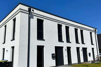 Haus zum Mieten in Sittensen 1.680 € 143 m² 3 zimmer