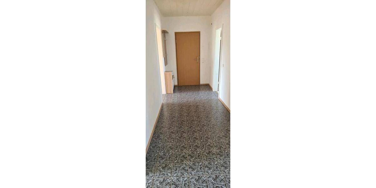 Etagenwohnung Stolzenau - 4 Zimmer, 90 m&sup2;, 1.080&euro; | Angebot:26089522