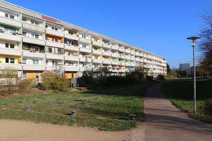 Wohnung zum Mieten in Dessau-Roßlau 229 € 56.82 m²