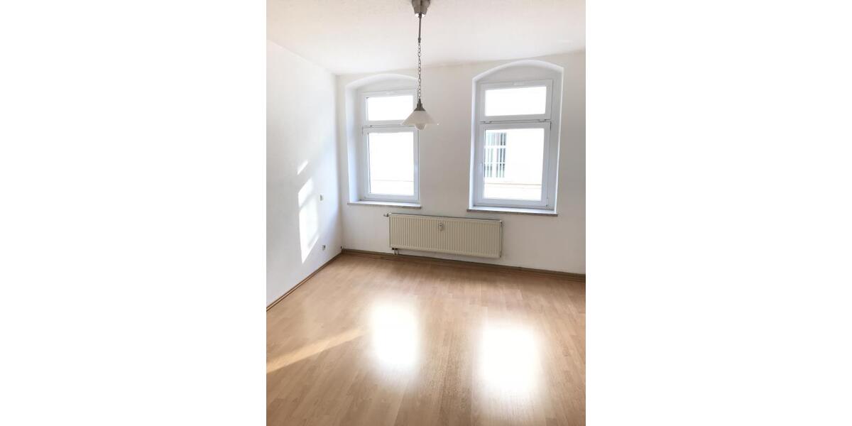 Etagenwohnung Mittweida - 3 Zimmer, 81 m&sup2;, 490&euro; | Angebot:25363723