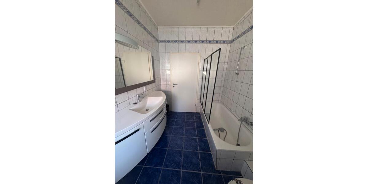 Wohnen auf Zeit Bruchköbel - 4 Zimmer, 110 m&sup2;, 1.550&euro; | Angebot:26355219