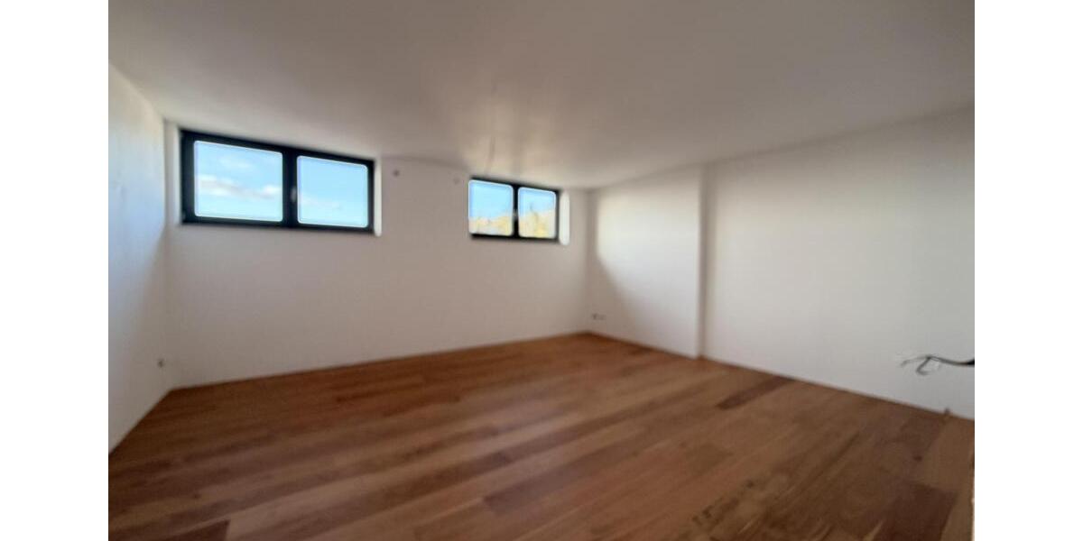 Dachgeschoßwohnung Elchingen Oberelchingen - 4 Zimmer, 133 m&sup2;, 1.800&euro; | Angebot:26359362