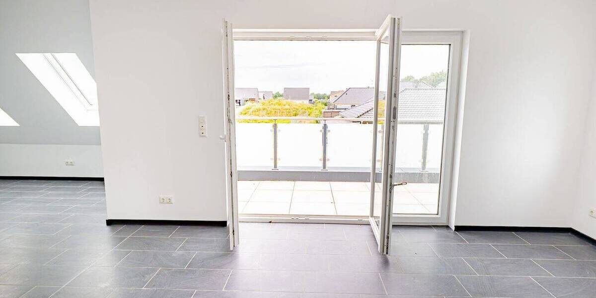 Etagenwohnung Hemmoor Warstade - 3 Zimmer, 96 m&sup2;, 1.055&euro; | Angebot:25692806