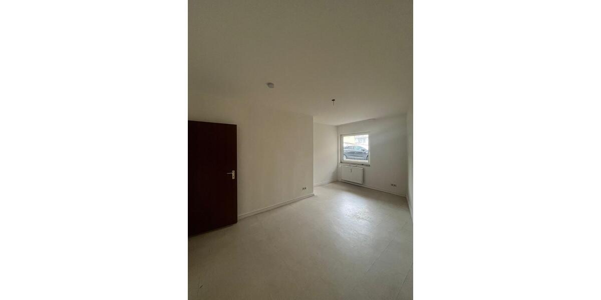 Erdgeschoßwohnung Wuppertal - 3 Zimmer, 79 m&sup2;, 484&euro; | Angebot:24816908