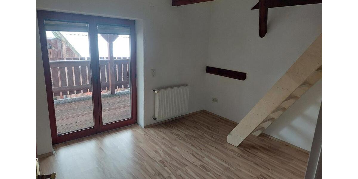 Dachgeschoßwohnung Südheide - 3 Zimmer, 100 m&sup2;, 800&euro; | Angebot:24373711