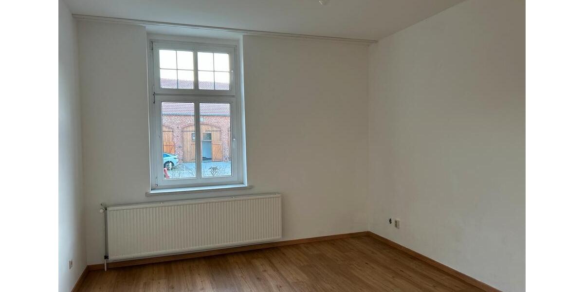Hochparterre Neustadt (Dosse) - 3 Zimmer, 90 m&sup2;, 680&euro; | Angebot:24554311