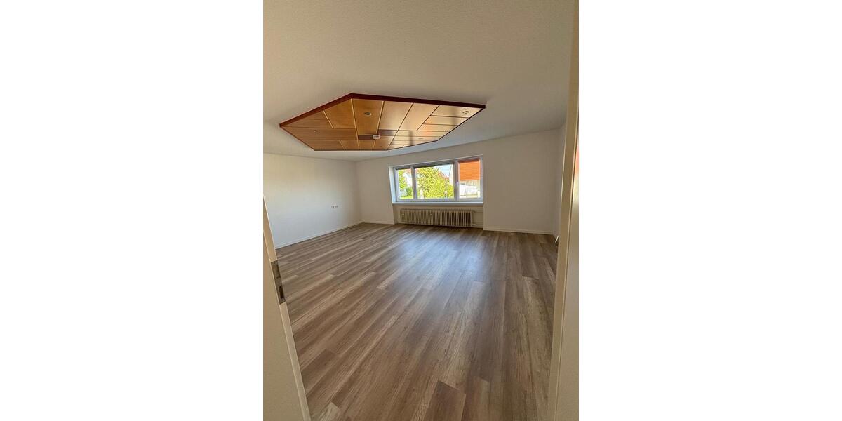 Etagenwohnung Stetten am kalten Markt - 3 Zimmer, 100 m&sup2;, 1.234&euro; | Angebot:26023494