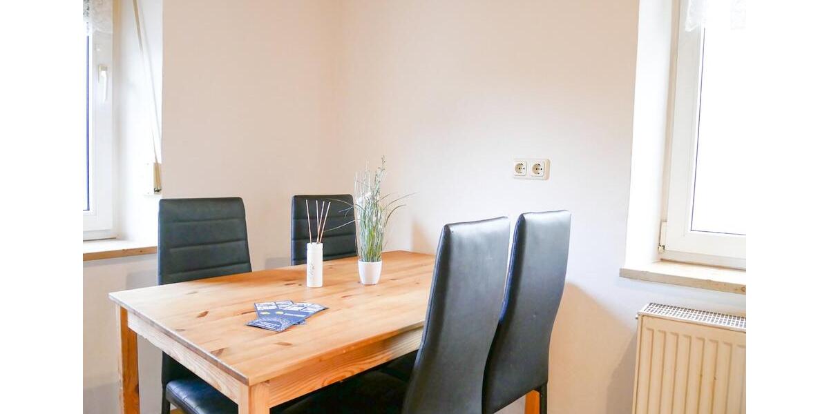 Wohnen auf Zeit Weiden in der Oberpfalz - 2 Zimmer, 60 m&sup2;, 54&euro; | Angebot:12322692