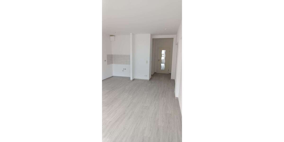 Wohnung zum Mieten in Hohenstein-Ernstthal 190 € 34 m² 1 zimmer