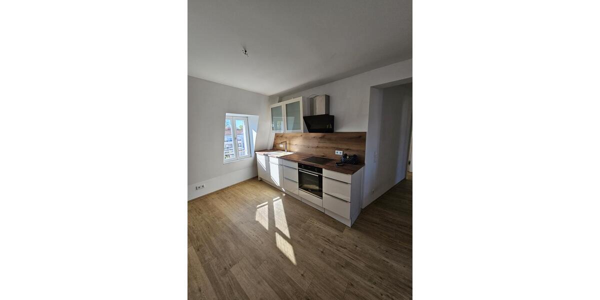 Dachgeschoßwohnung Steinfurt - 4 Zimmer, 110 m&sup2;, 1.150&euro; | Angebot:26165948