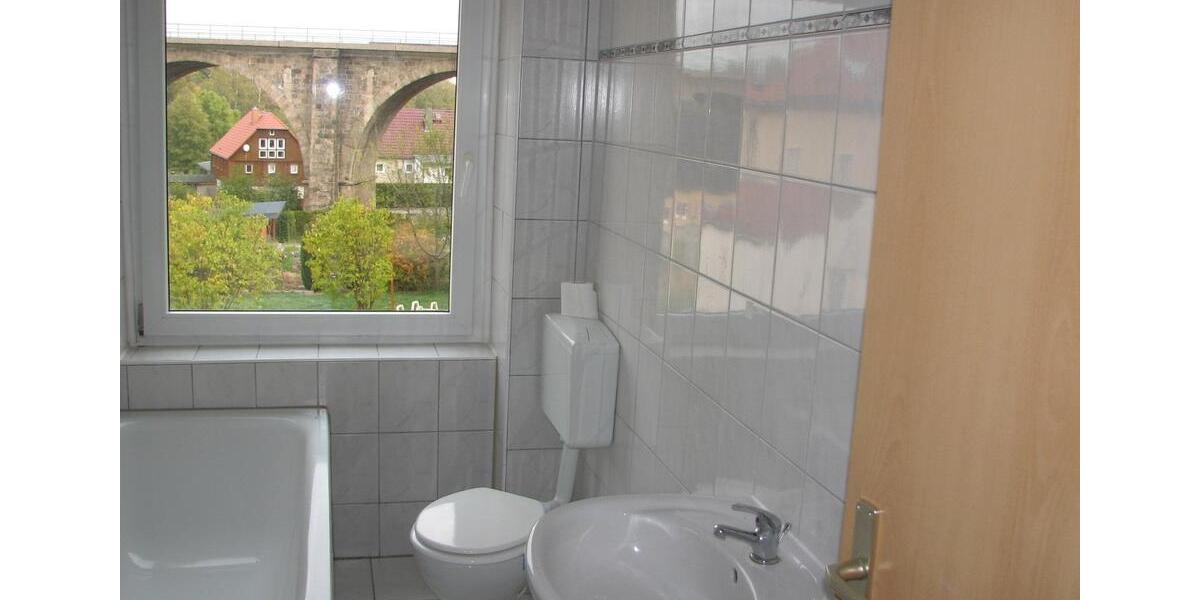 Etagenwohnung Bischofswerda - 4 Zimmer, 77 m&sup2;, 365&euro; | Angebot:26561430