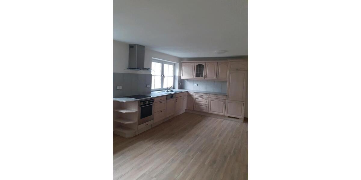 Erdgeschoßwohnung Reisbach Englmannsberg - 4 Zimmer, 100 m&sup2;, 1.050&euro; | Angebot:26557029
