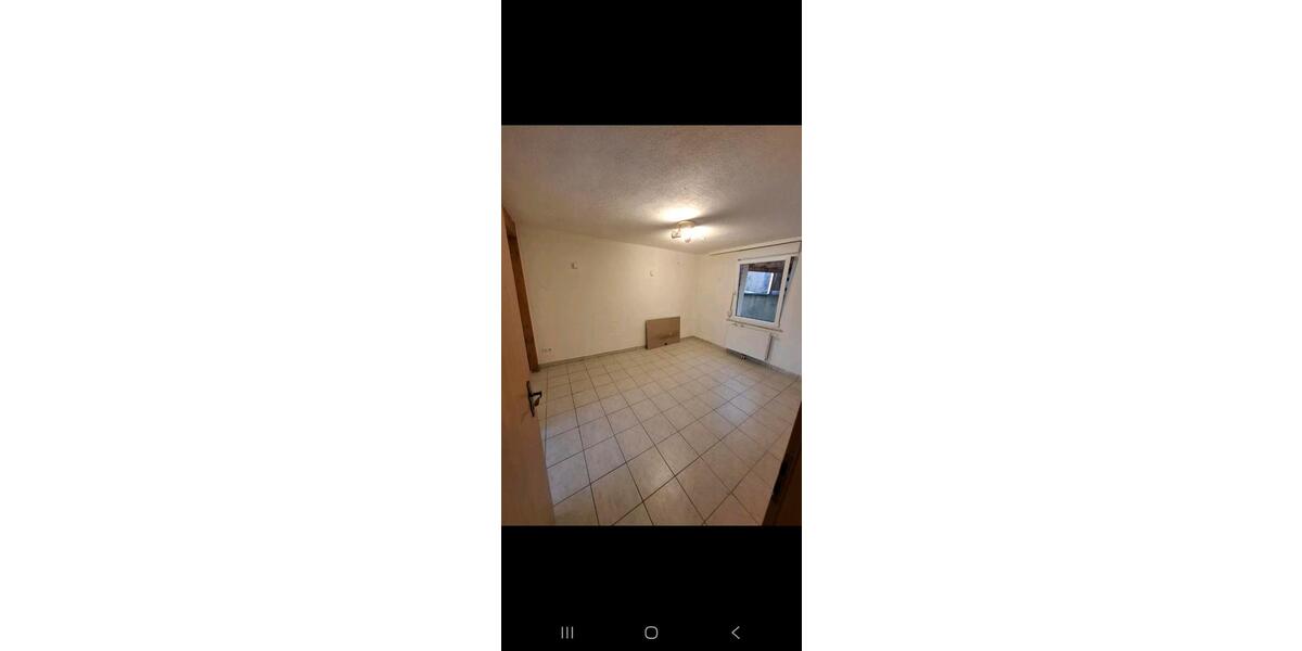 Etagenwohnung Mühlacker - 3 Zimmer, 55 m&sup2;, 900&euro; | Angebot:26577904