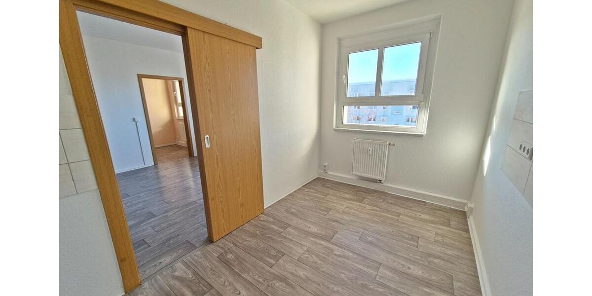 Etagenwohnung Kirchberg - 6 Zimmer, 126 m&sup2;, 650&euro; | Angebot:24438624