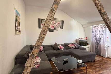 Wohnung Mönchengladbach - 4 Zimmer, 143 m&sup2;, 1.150&euro; | Angebot:27397554