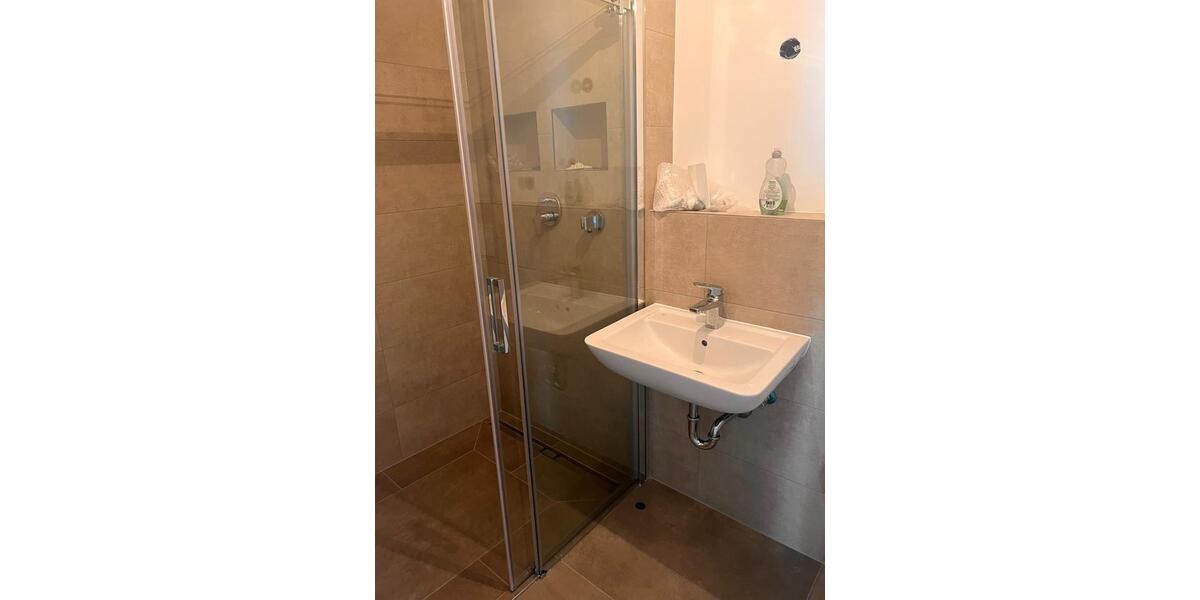 Etagenwohnung Hürth - 2 Zimmer, 52 m&sup2;, 925&euro; | Angebot:26042242