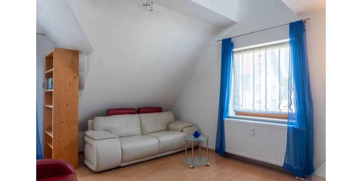 3-Zimmer-Maisonette-Wohnung mit TV, Wlan, Küche mit Essplatz, Galerie, BadWc, Waschmaschine, Parkplatz und Balkon 3 zimmer