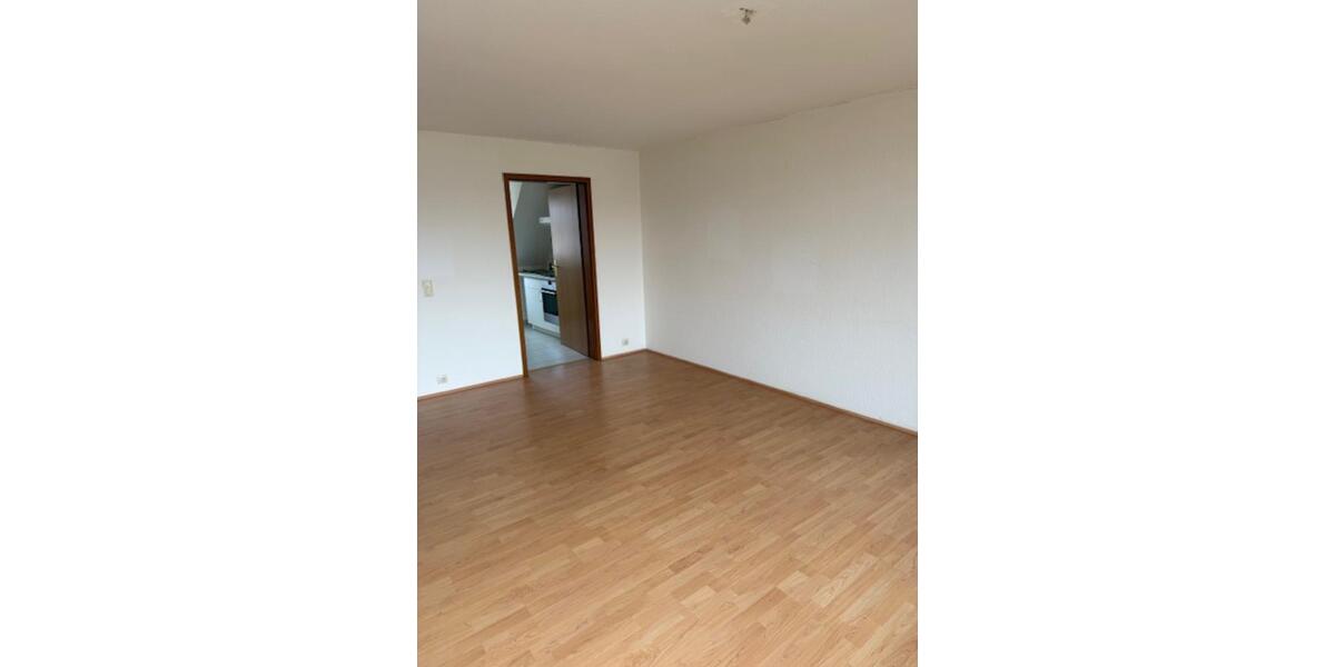 Dachgeschoßwohnung Parchim - 2 Zimmer, 48 m&sup2;, 410&euro; | Angebot:25868137