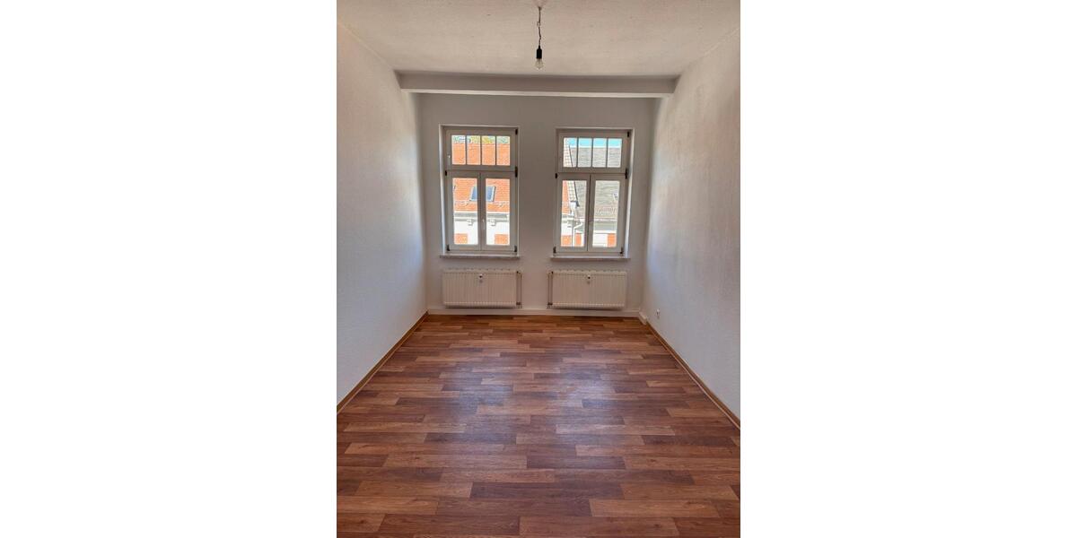 Dachgeschoßwohnung Wurzen - 4 Zimmer, 92 m&sup2;, 690&euro; | Angebot:26424135