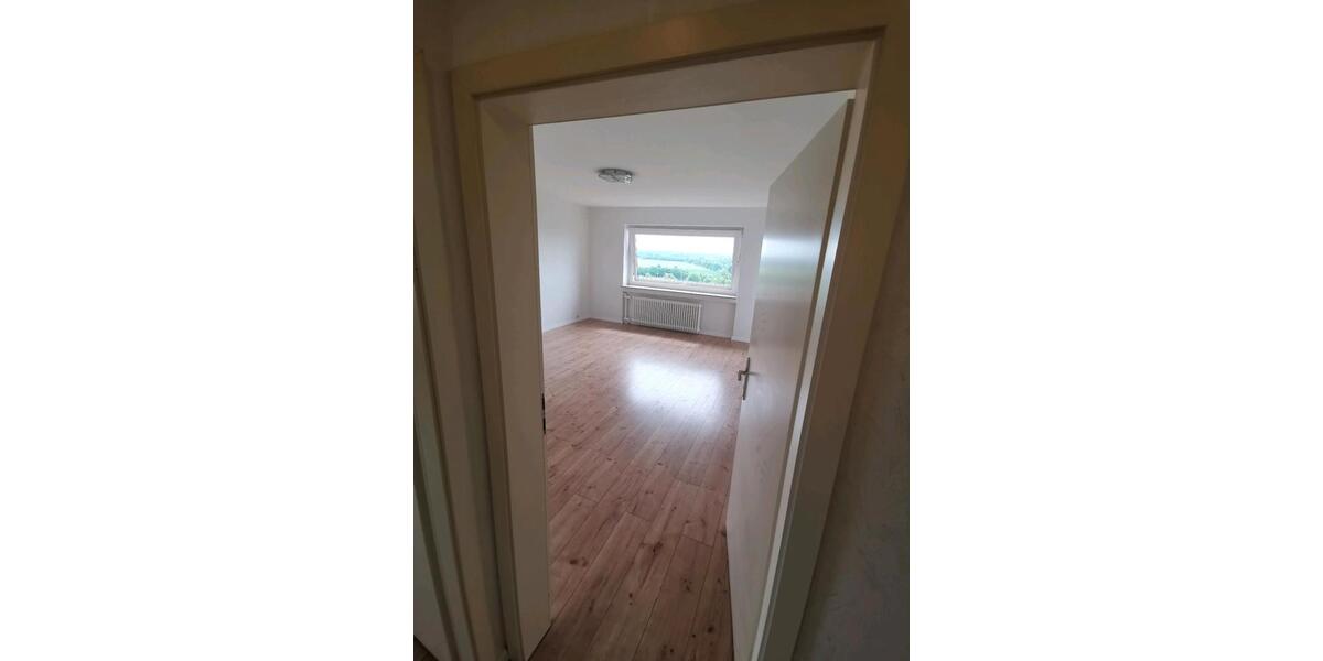 Wohnen auf Zeit Köln Kalk - 3 Zimmer, 95 m&sup2;, 650&euro; | Angebot:26351599