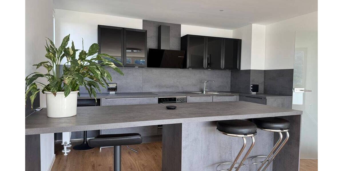 Etagenwohnung Coburg - 2 Zimmer, 67 m&sup2;, 820&euro; | Angebot:25997126