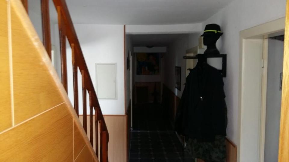Dachgeschoßwohnung Mehren - 4 Zimmer, 99 m&sup2;, 500&euro; | Angebot:26177150