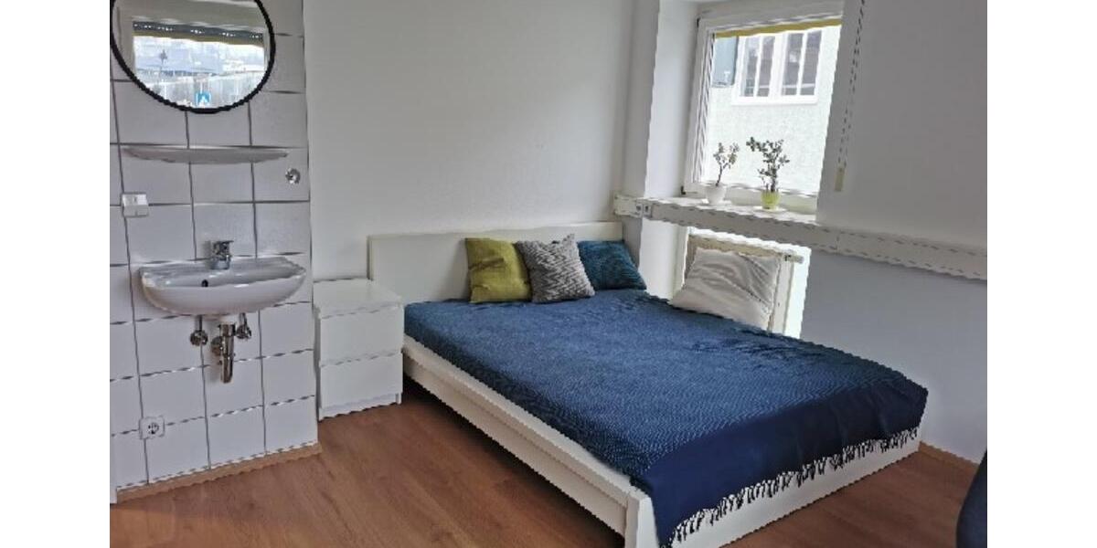 Wohnen auf Zeit Heidenheim an der Brenz - 3 Zimmer, 15 m&sup2;, 490&euro; | Angebot:25335723