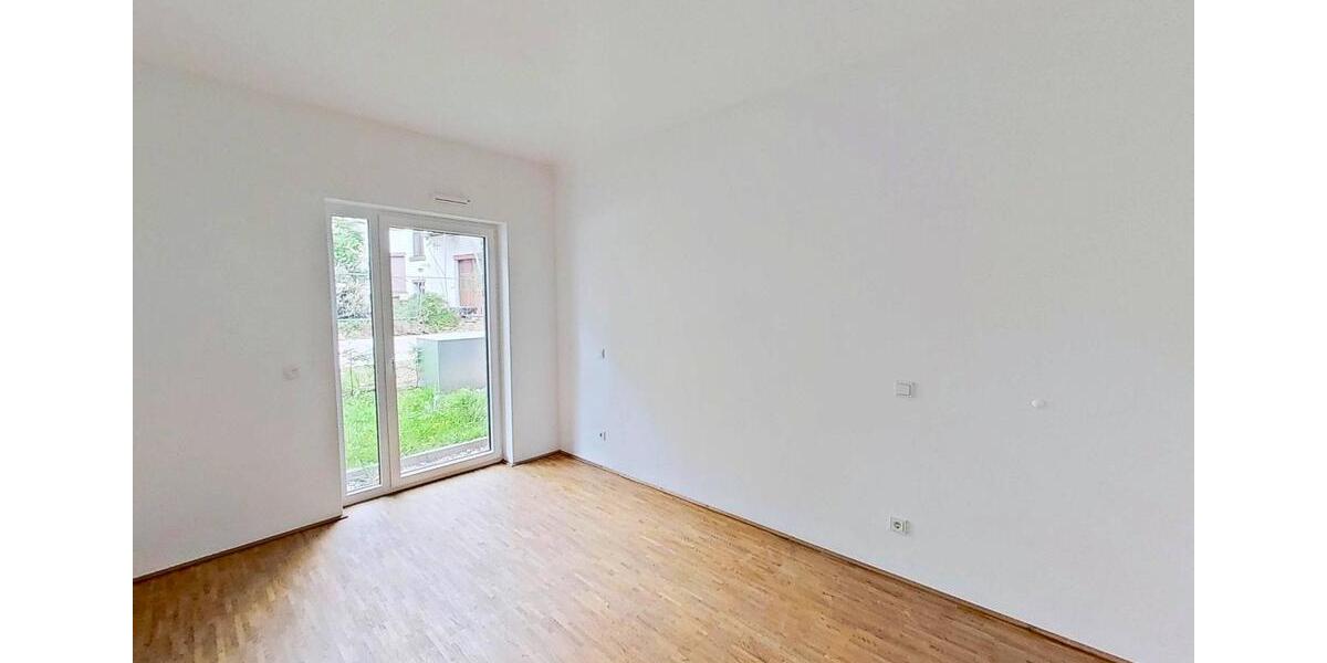 Terrassenwohnung Saarbrücken - 2 Zimmer, 63 m&sup2;, 915&euro; | Angebot:26269333