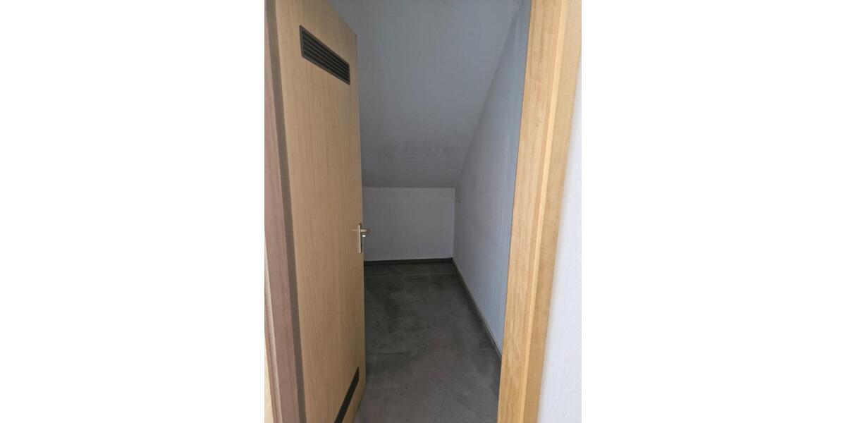 Dachgeschoßwohnung Triptis - 2 Zimmer, 58 m&sup2;, 405&euro; | Angebot:25377999