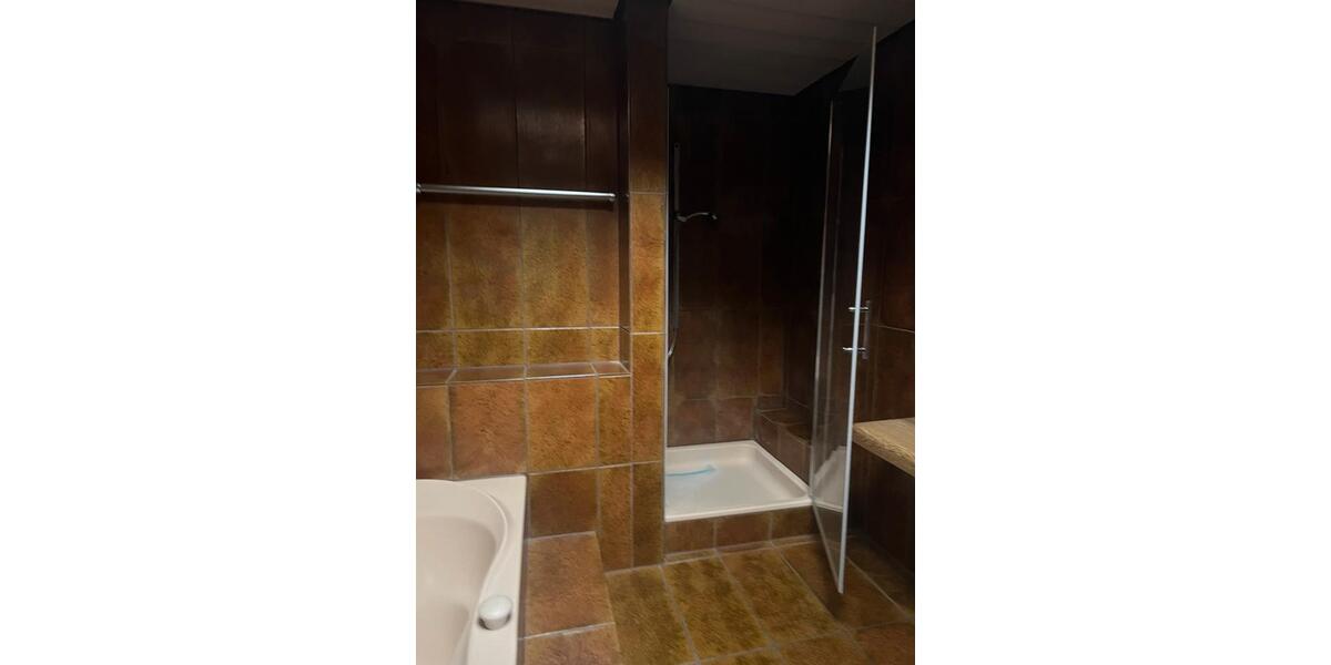 Wohnen auf Zeit Großbottwar - 8 Zimmer, 15 m&sup2;, 350&euro; | Angebot:25862944