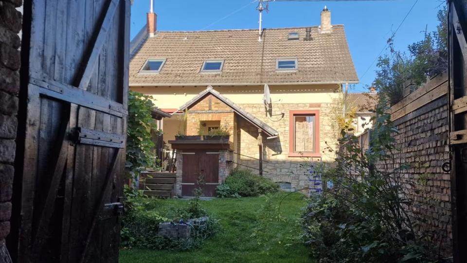 Einfamilienhaus Ingelheim am Rhein - 4 Zimmer, 160 m&sup2;, 2.400&euro; | Angebot:25963763