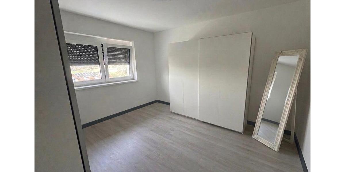 Etagenwohnung Cham - 5 Zimmer, 120 m&sup2;, 950&euro; | Angebot:26252399