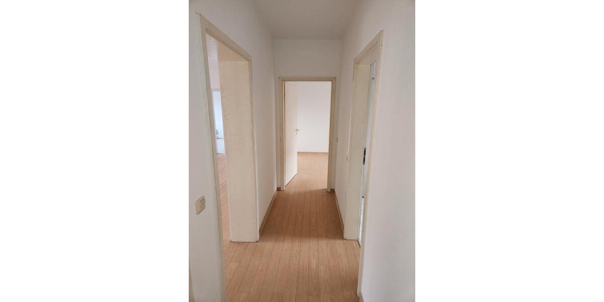 Etagenwohnung Nohfelden - 3 Zimmer, 90 m&sup2;, 954&euro; | Angebot:26197347
