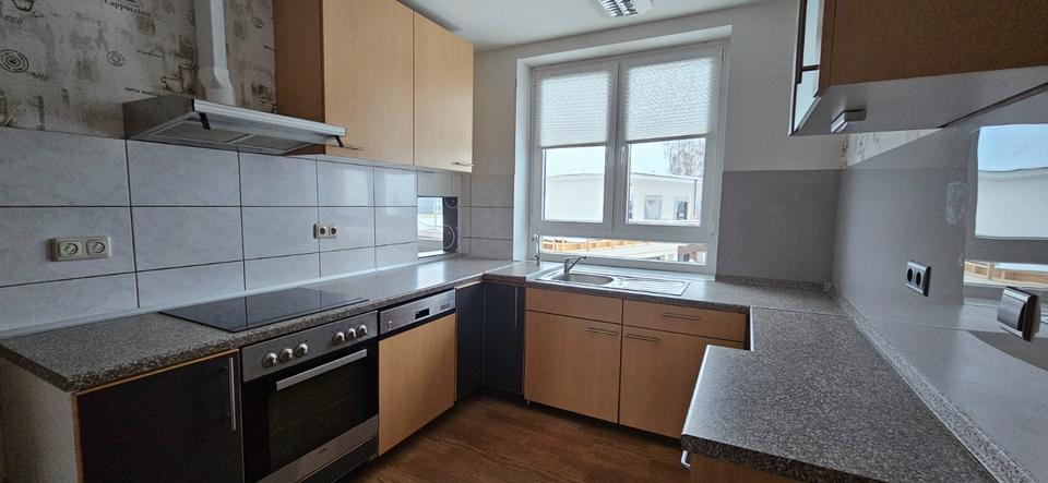 Dachgeschoßwohnung Hille - 6 Zimmer, 155 m&sup2;, 1.100&euro; | Angebot:24787035
