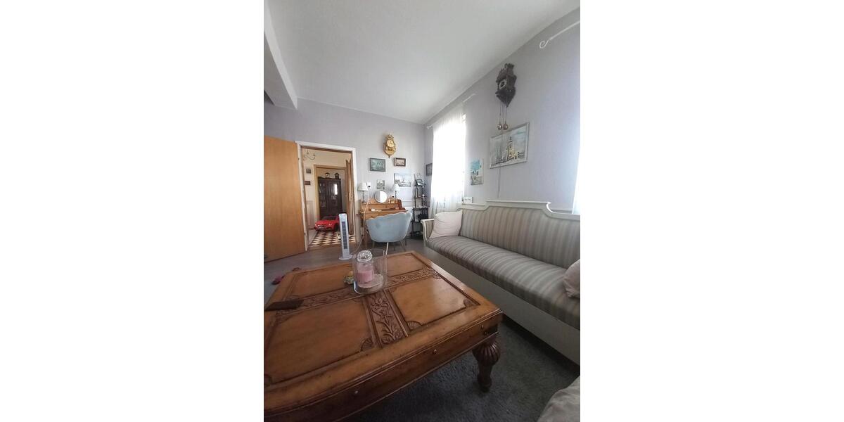 Erdgeschoßwohnung Bad Emstal - 4 Zimmer, 100 m&sup2;, 950&euro; | Angebot:26649794