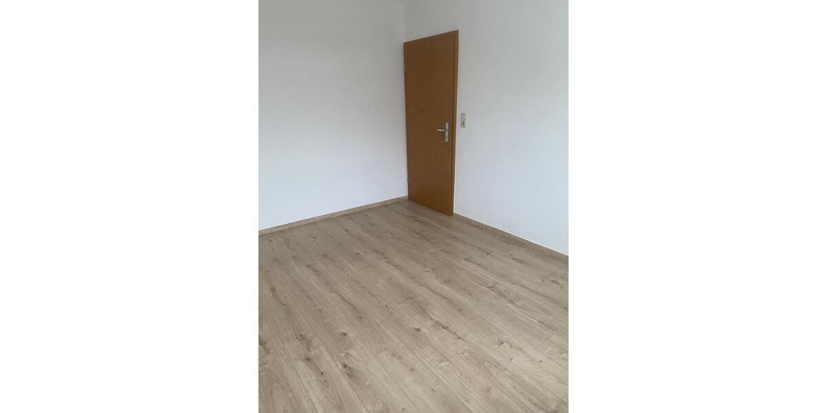 Dachgeschoßwohnung Marktredwitz - 3 Zimmer, 78 m&sup2;, 650&euro; | Angebot:24486593