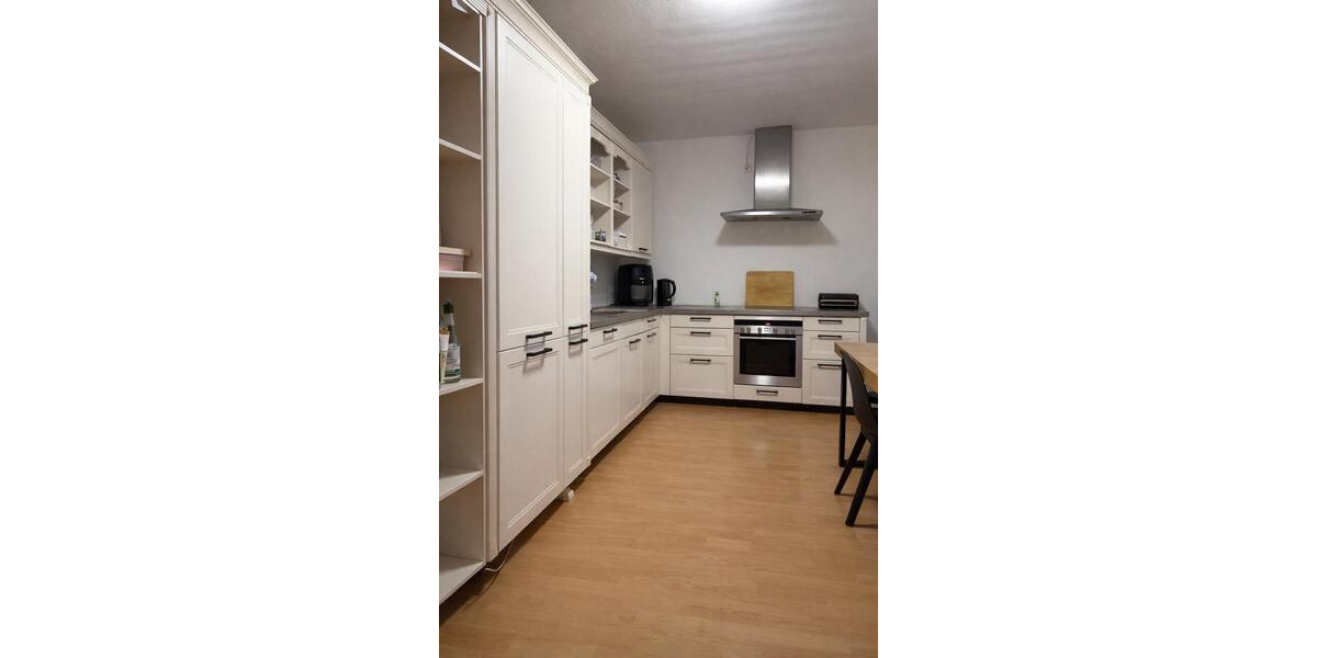 Erdgeschoßwohnung Augsburg Lechhausen - 1 Zimmer, 84 m&sup2;, 1.750&euro; | Angebot:25553092