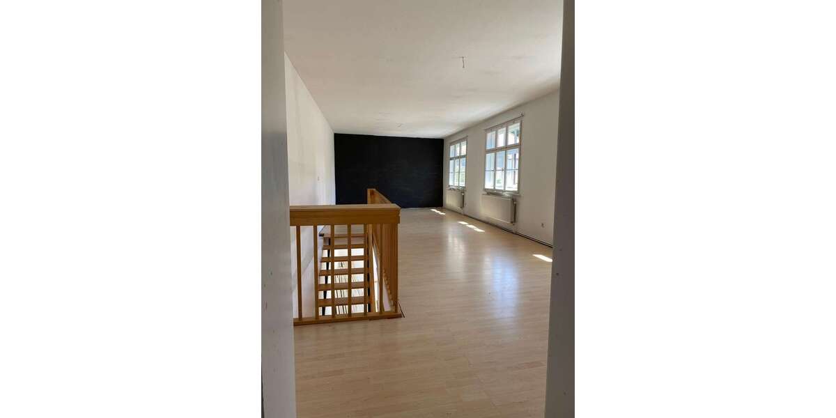 Etagenwohnung Weilheim - 6 Zimmer, 130 m&sup2;, 1.900&euro; | Angebot:27033377