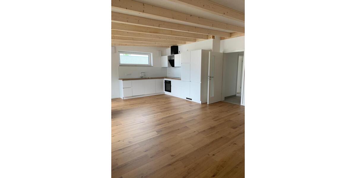 Etagenwohnung Massing - 3 Zimmer, 73 m&sup2;, 750&euro; | Angebot:25298357