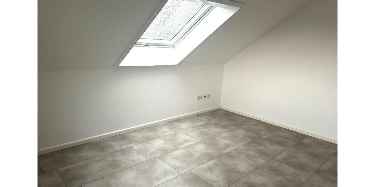 Etagenwohnung Wunsiedel - 4 Zimmer, 100 m&sup2;, 795&euro; | Angebot:23600045