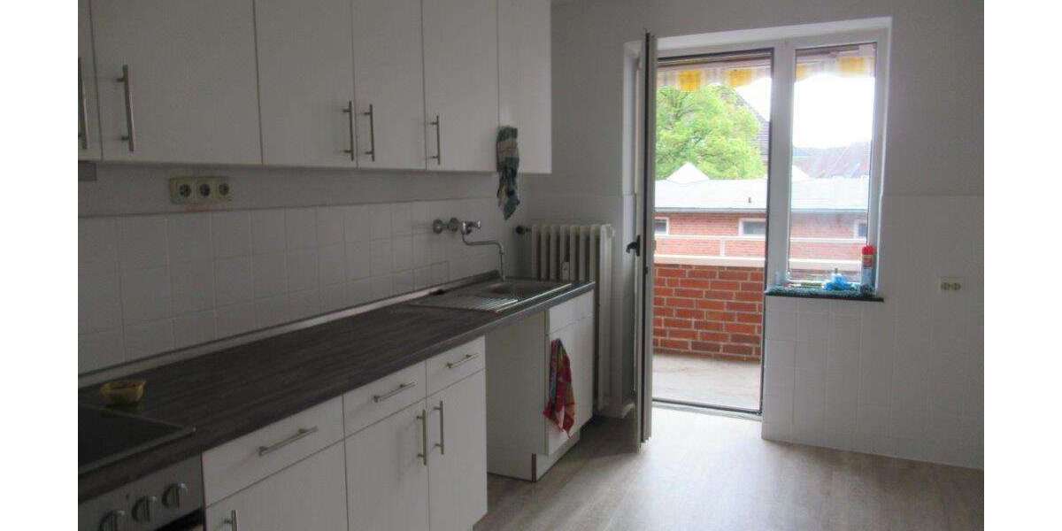 Etagenwohnung Kiel Vorstadt - 2 Zimmer, 60 m&sup2;, 630&euro; | Angebot:26180354