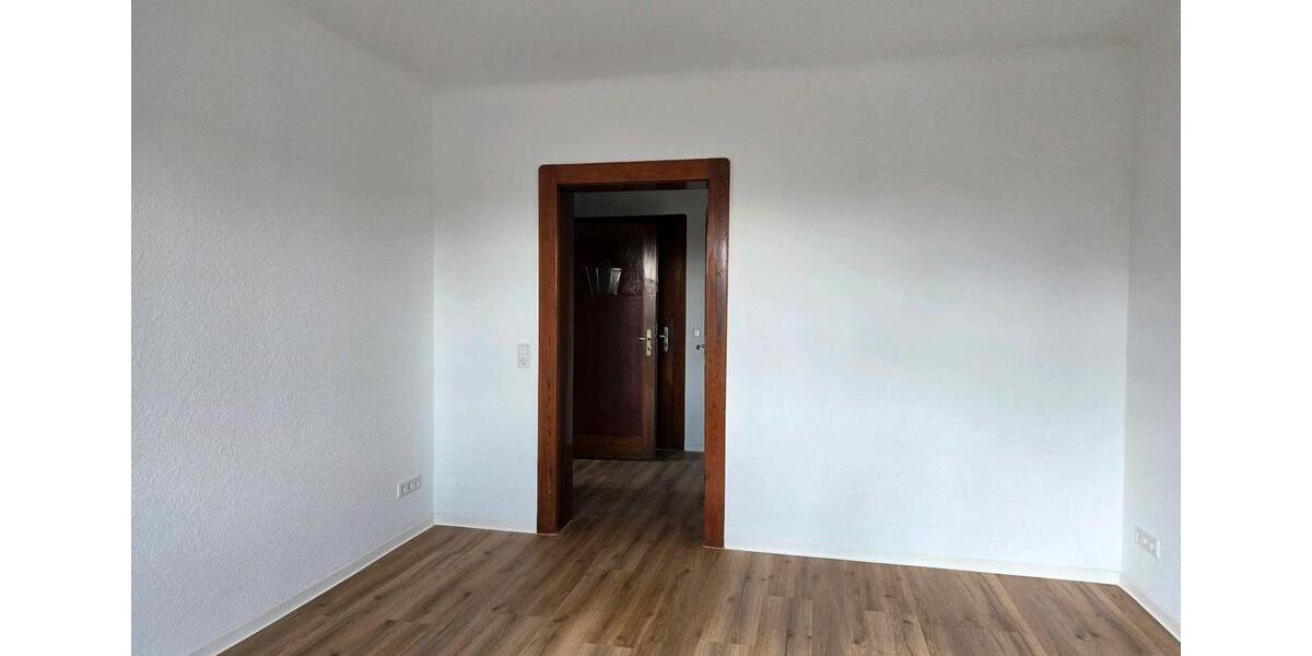 Etagenwohnung Großröhrsdorf - 3 Zimmer, 72 m&sup2;, 560&euro; | Angebot:26034044