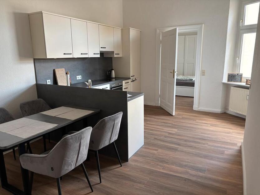 Helle 85m2 Altbauwohnung zimmer