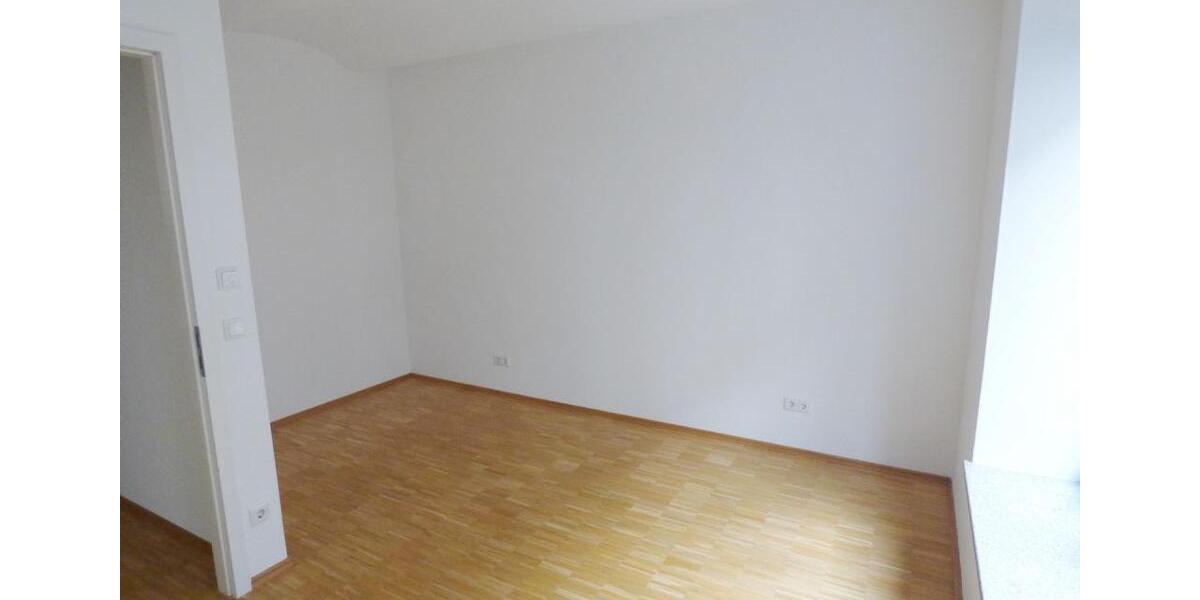 Etagenwohnung Leipzig Süd - 5 Zimmer, 212 m&sup2;, 2.332&euro; | Angebot:25232376